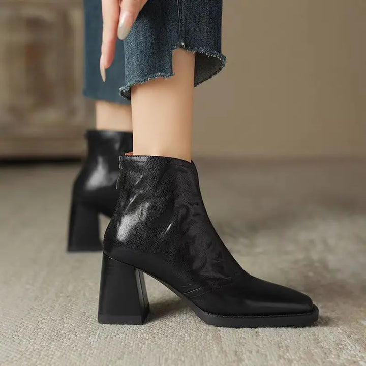 Aphixta Plush Leather Ankle Boots